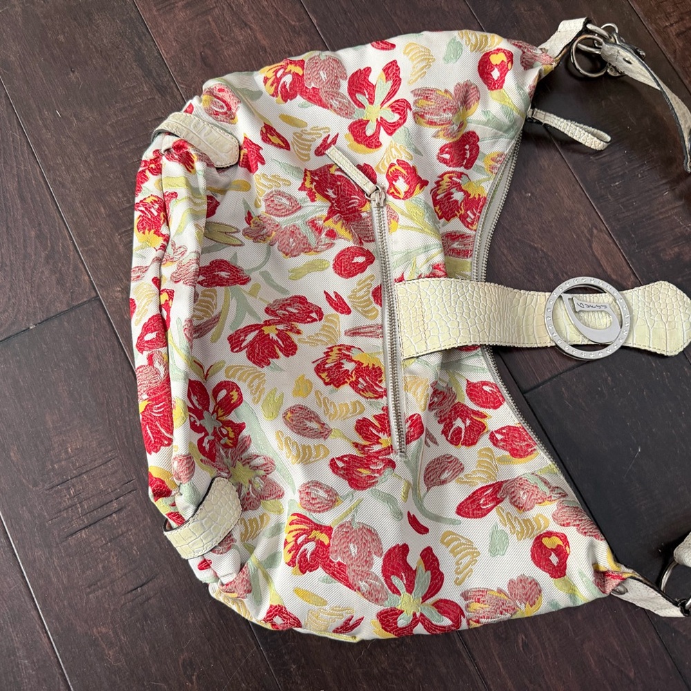 Floral Canvas Shoulder Bag guess